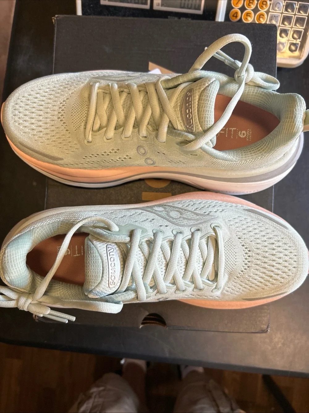 Saucony Hurricane 25 Women's Running Shoes - Mist/Cameo